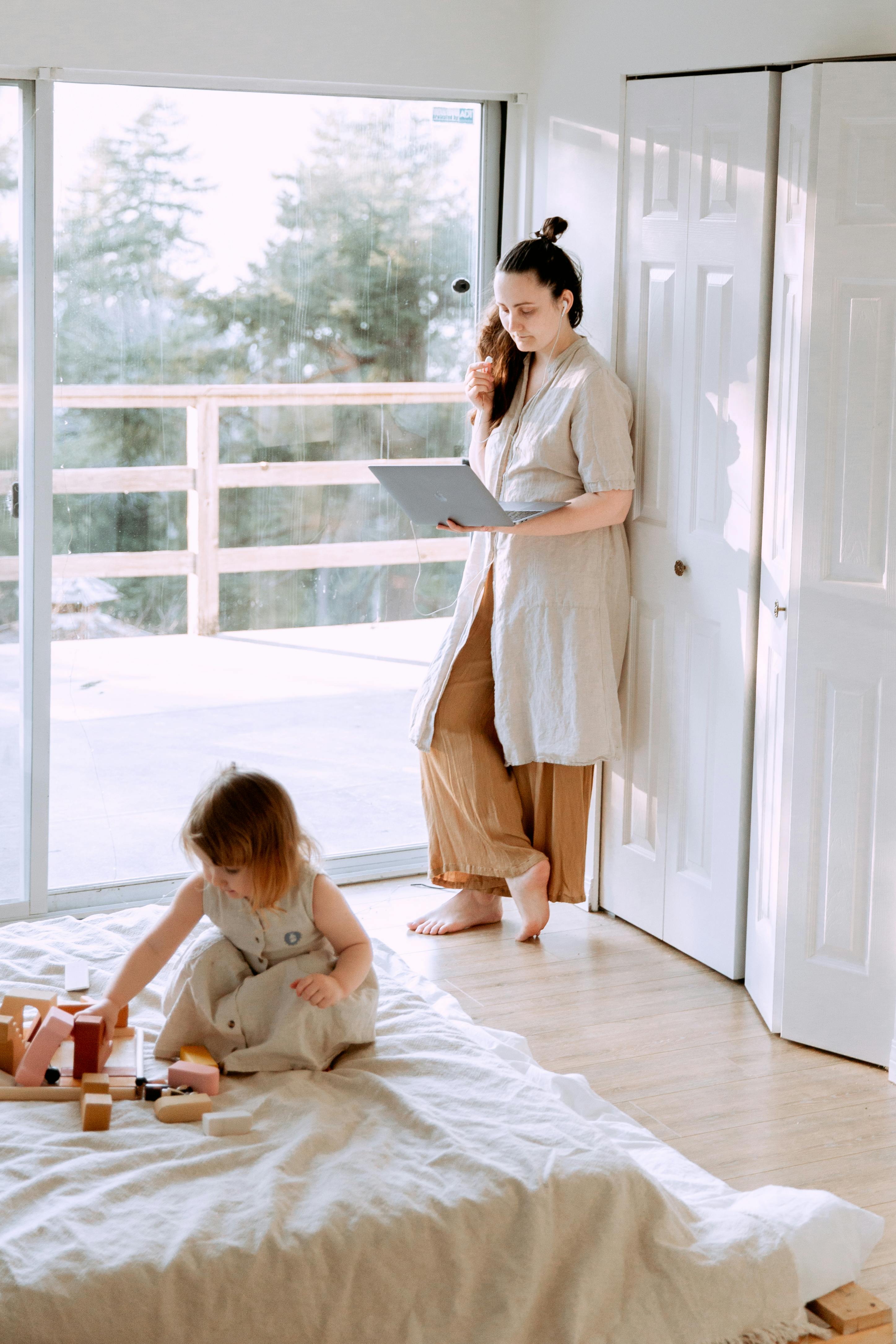 maman épuisée, charge mentale, mental surchargé, surmenage, manque d’énergie, journées sans pause hypnose, hypnothérapeute, en visio, dans toute la france, coach